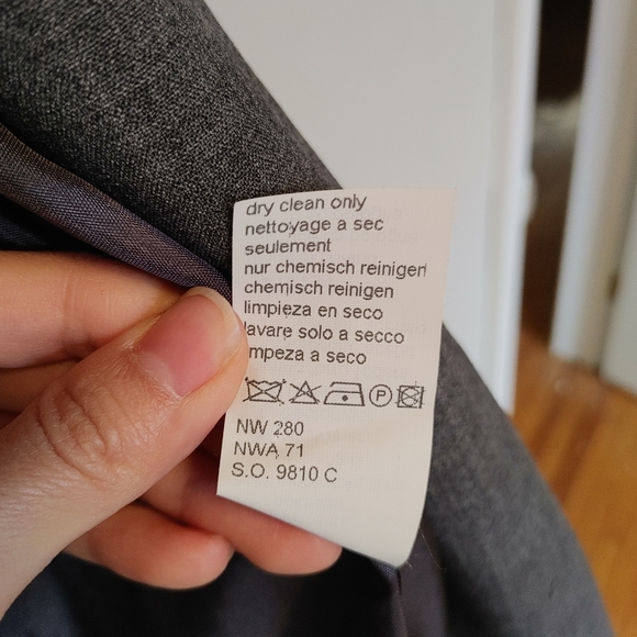 Mexx Gray Wool Blend Long 4 Button Blazer (Size 6) - Picture 6 of 8